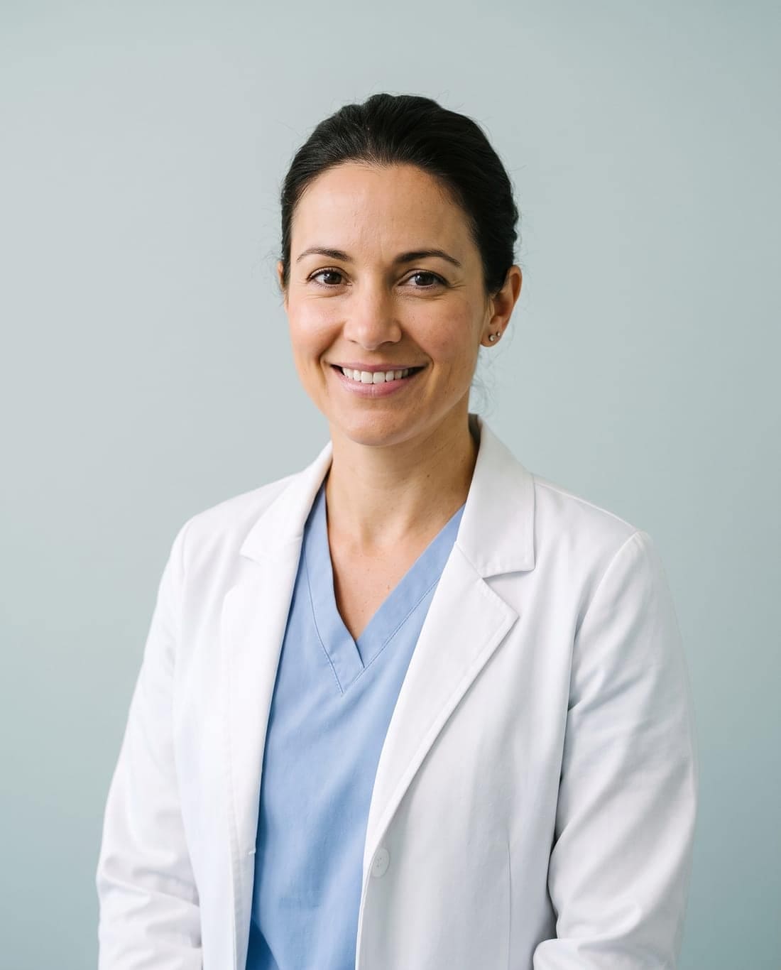 Dra. Ana Mora